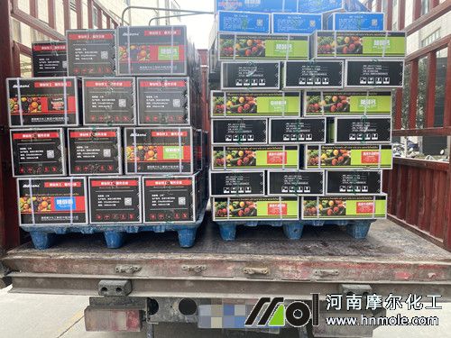 四川客戶訂購葉面肥裝車 四川客戶訂購葉面肥裝車